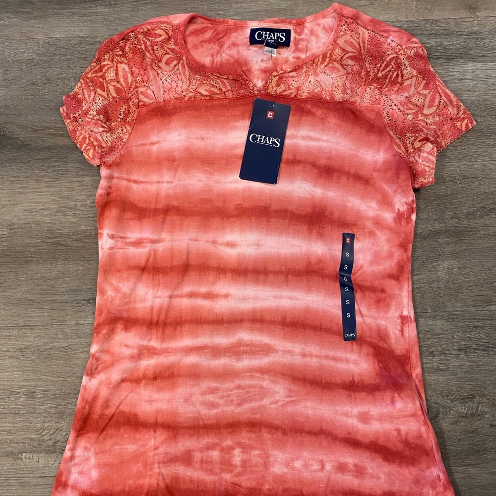 Chaps short sleeve tie dye shirt with lacy sleeves - size small